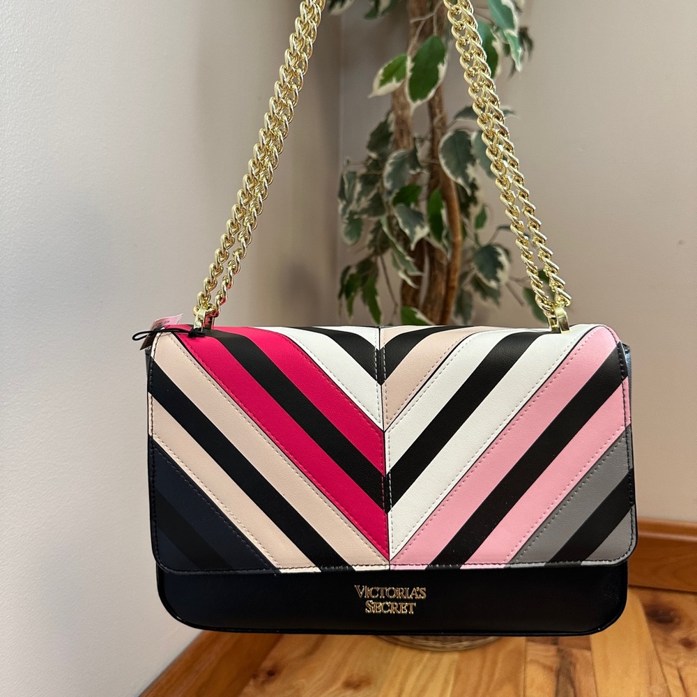 VS Shoulder Bag